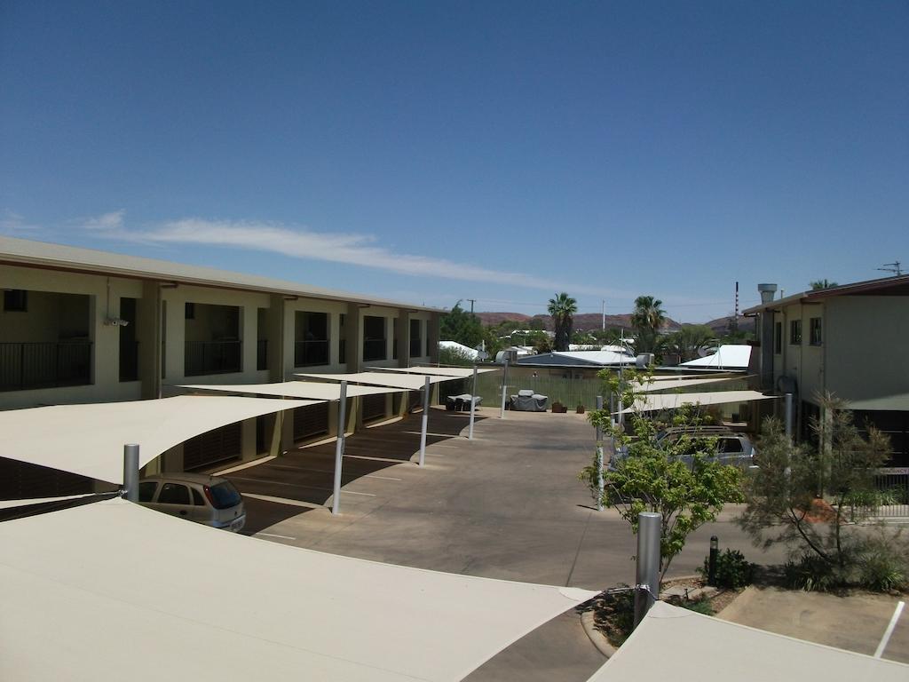 Spinifex Motel And Serviced Apartments Mount Isa Buitenkant foto